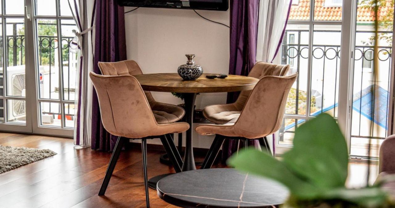Zachod Slonca Apartment Großmöllen